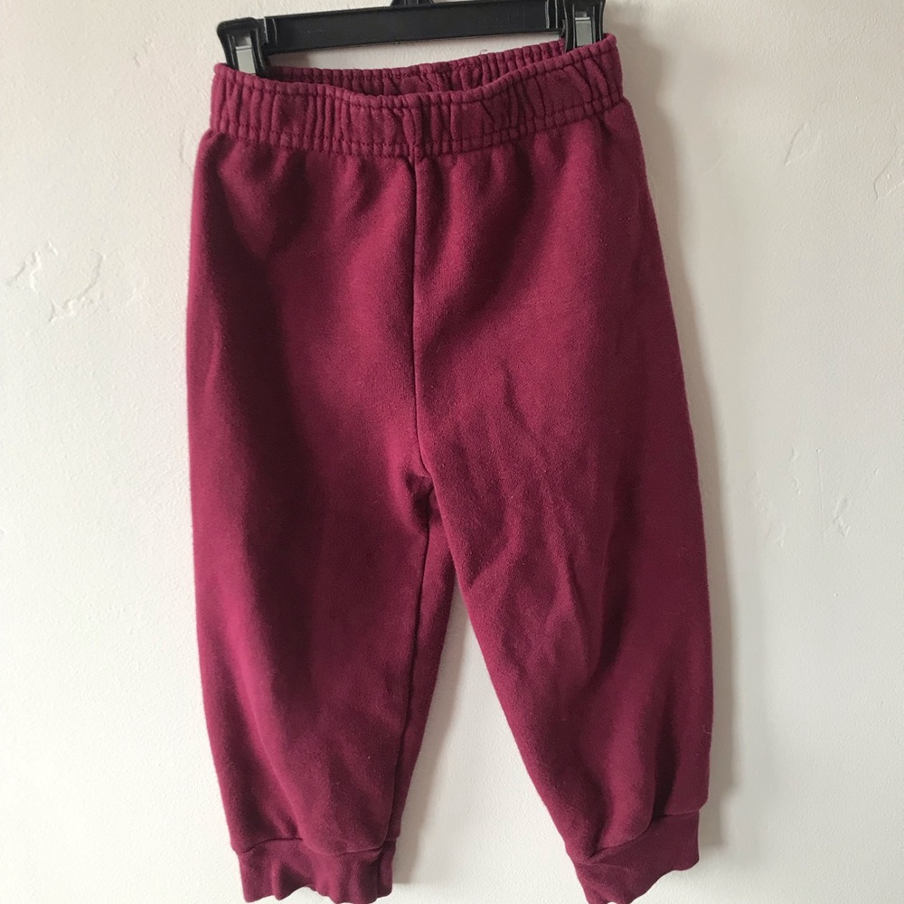 3T sweatpants